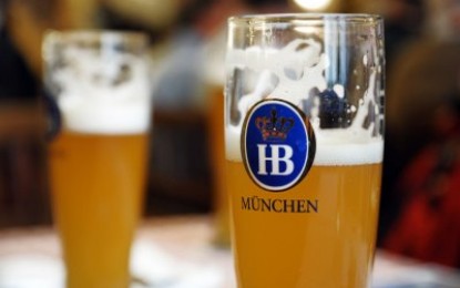 Oktober Fest, la festa della birra in Piazza della Vittoria