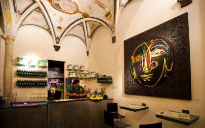 Mostra fotografica, reading poetico e dj set al teatro Hop Altrove