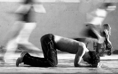 “The End”, spettacolo di Babilonia Teatri all’Archivolto