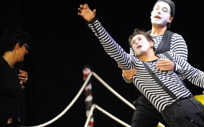 “The musical cube”, improvvisazione teatrale al teatro Instabile
