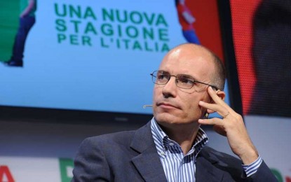 Incredibile, il Pd ha una strategia: “Berlusconi, fai cadere il governo!”