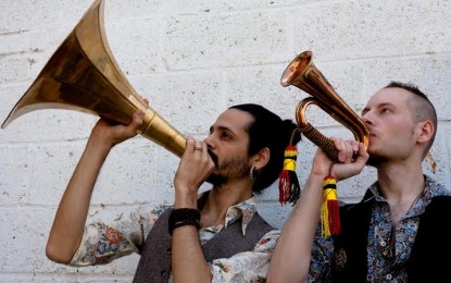 Musica electro-balkan con i Gipsy Hill e proiezione del docu-film Italiani Veri