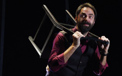 Neri Marcorè in scena con “Quello che non ho”