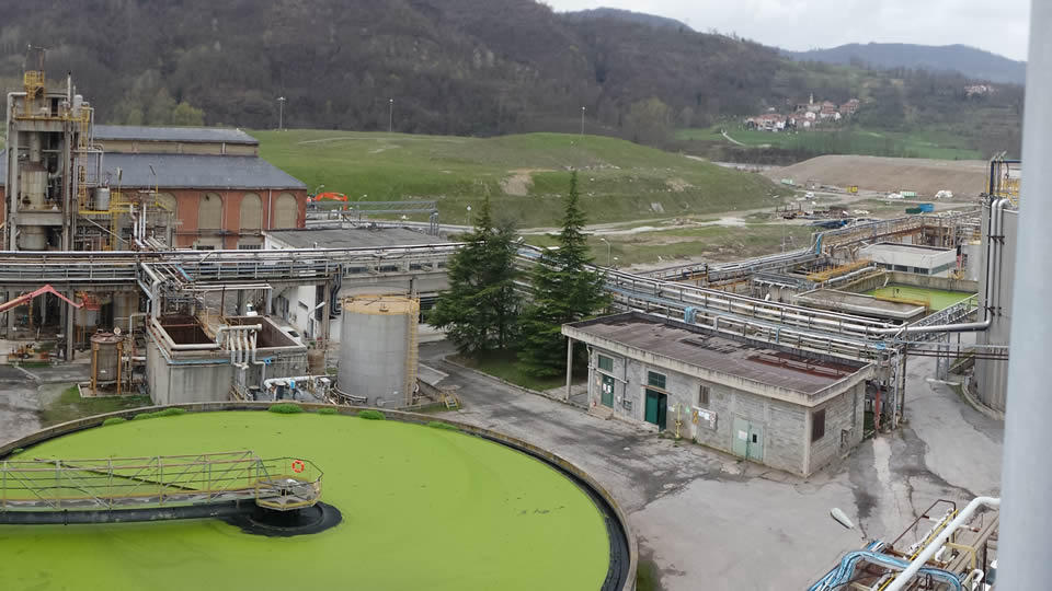 Ex Acna di Cengio e Saliceto e la bonifica attesa da 20 anni. La storia di un impianto industriale che inquina ancora